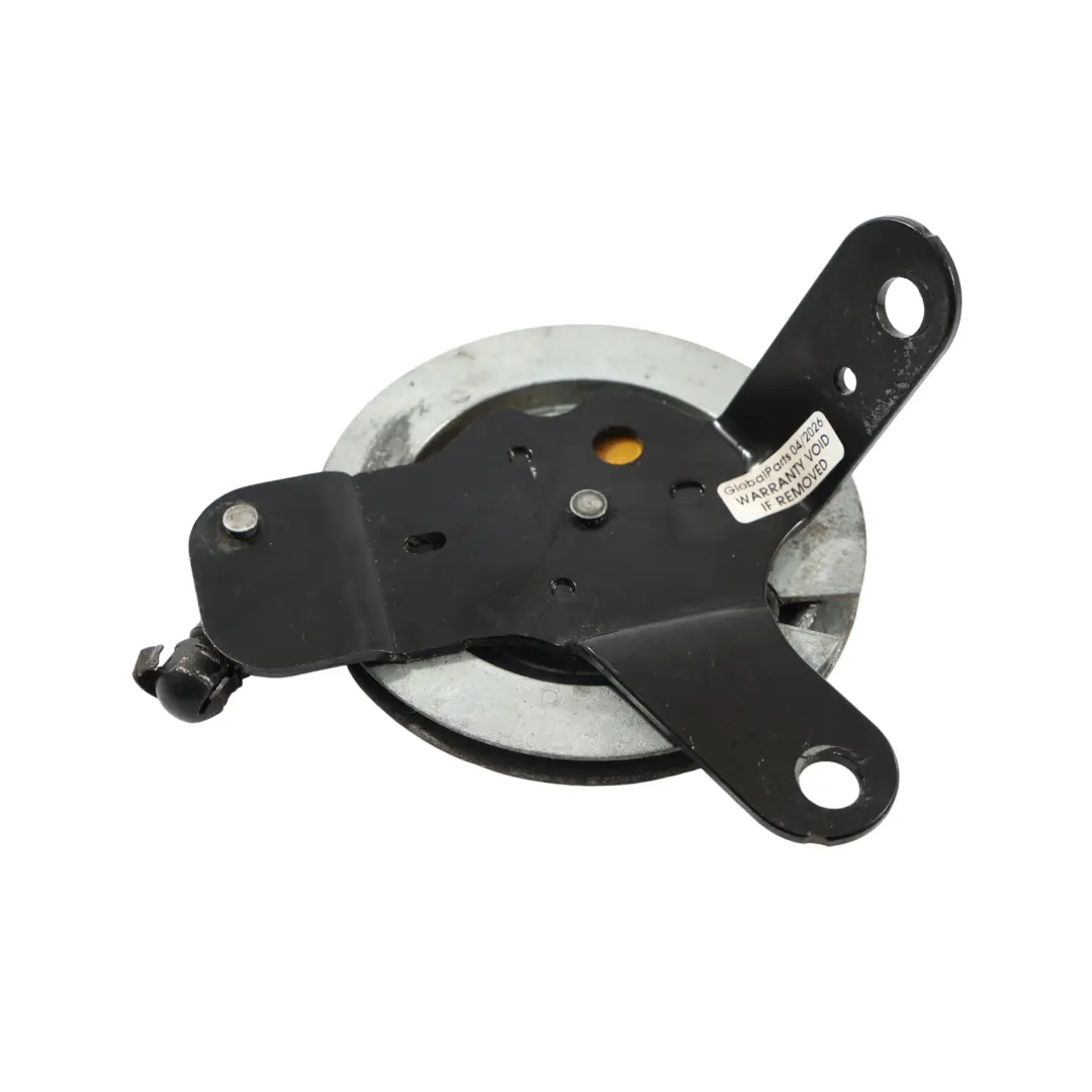 String Cable Retainer Left N/S to Land Rover Discovery 3 L319 Tailgate with Part number BHF780032 Land Rover Discovery 3 L319 Tailgate String Cable Retainer Left N/S - SKU BHF780032 - Part number BHF780032