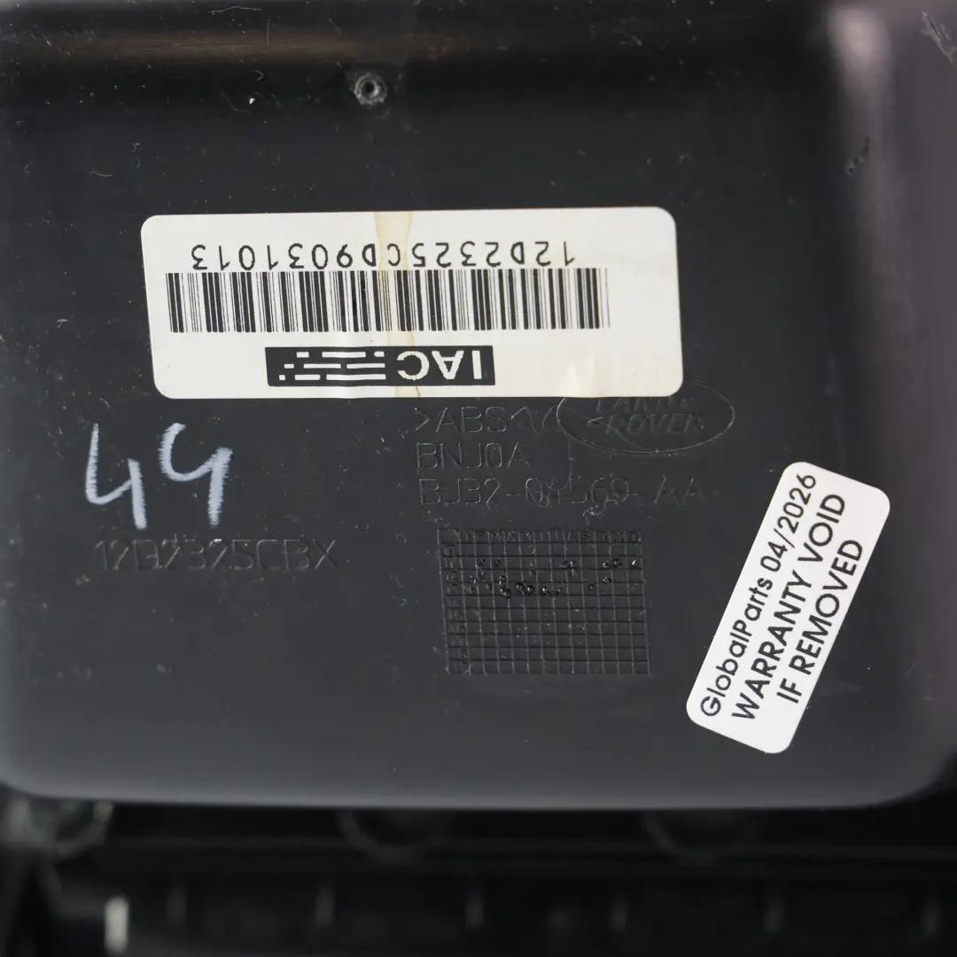 Consola Central Trasera Bandeja Negro para Range Rover Evoque L538 con número de pieza BJ32-04569-AA Range Rover Evoque L538 Consola Central Trasera Bandeja Negro - SKU BJ32-04569-AA-1 - Número de pieza BJ32-04569-AA