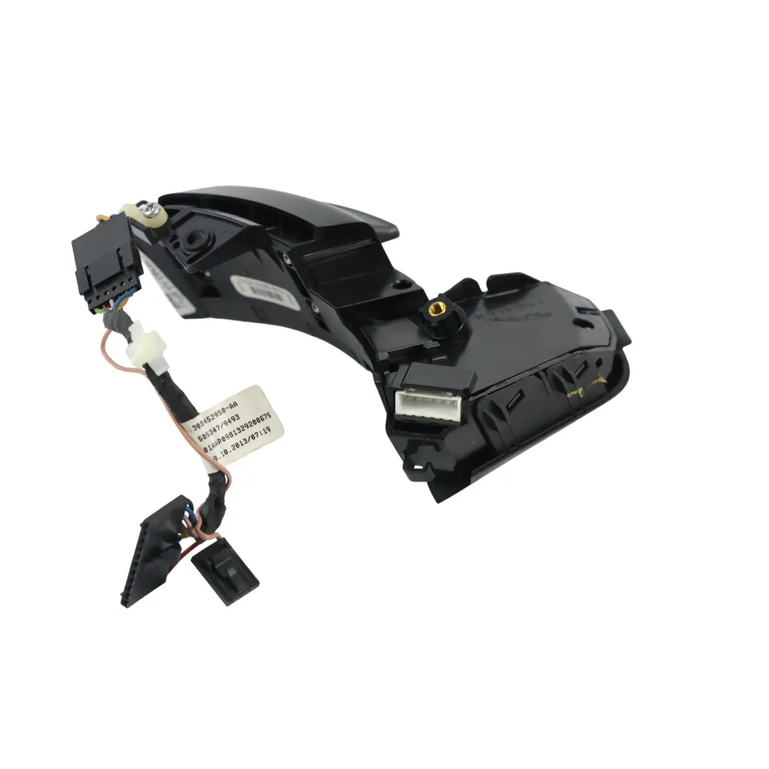 Pannello Interruttore Multifunzione Volante per Land Rover L538 con numero di parte BJ32-13D767-FD Land Rover L538 Pannello Interruttore Multifunzione Volante - SKU BJ32-13D767-FD-1 - Numero di parte BJ32-13D767-FD