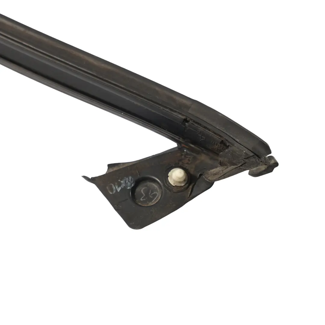 Range Rover Evoque L538 Joint Étanchéité Vitre Porte Avant Droite - SKU BJ32-20518-A - Numéro de pièce BJ32-20518-A