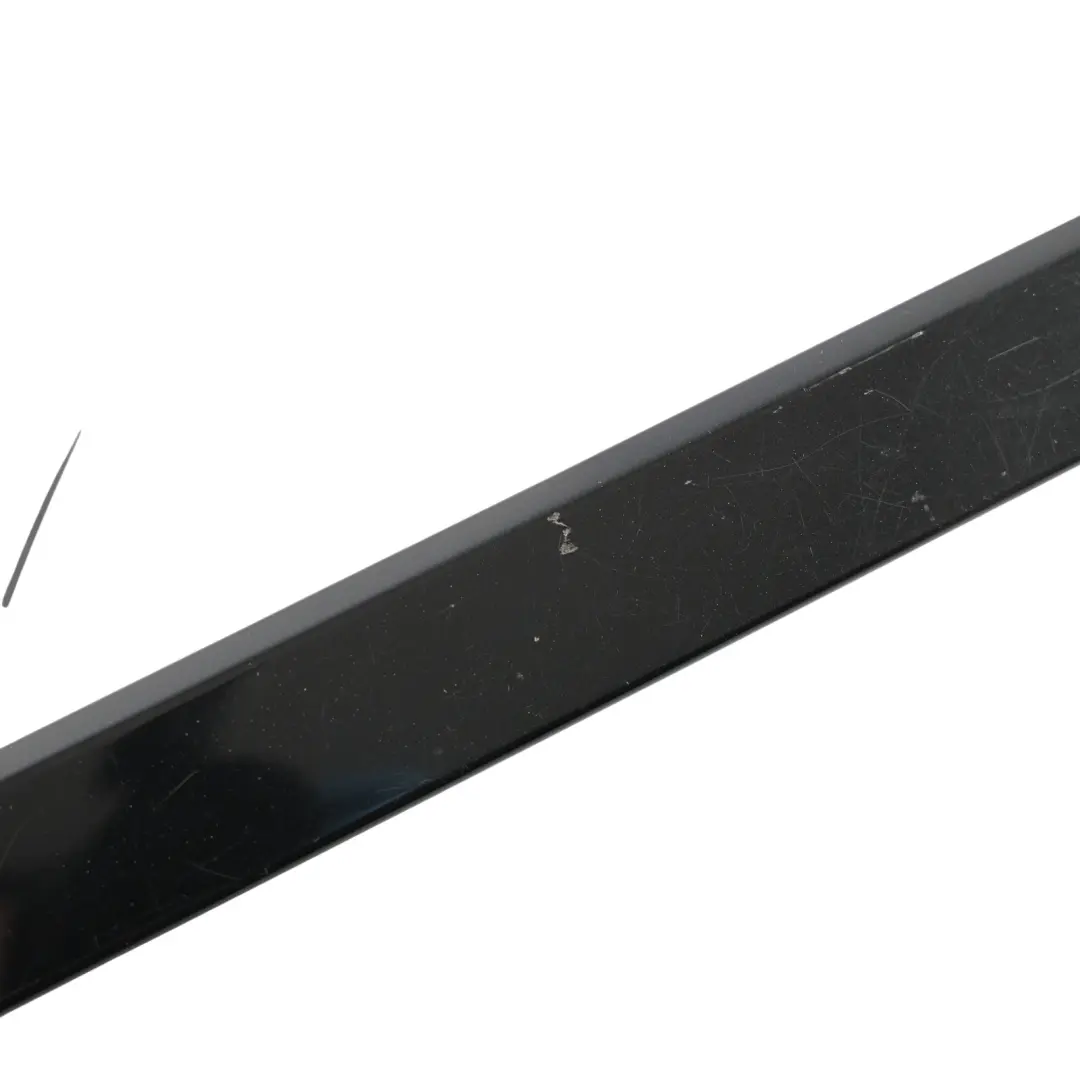 Range Rover Evoque L538 Kamera Lampa Listwa Tablicy Czarna Klapy Bagażnika - SKU BJ32-40406-BLK - Numer Części BJ32-40406-BLK