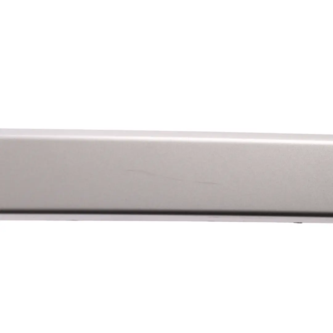 Number Plate Lamp Strip Aintree Green - 866 to Range Rover Evoque L538 Tailgate with Part number BJ32-40406 Range Rover Evoque L538 Tailgate Number Plate Lamp Strip Aintree Green - 866 - SKU BJ32-40406-AIG - Part number BJ32-40406