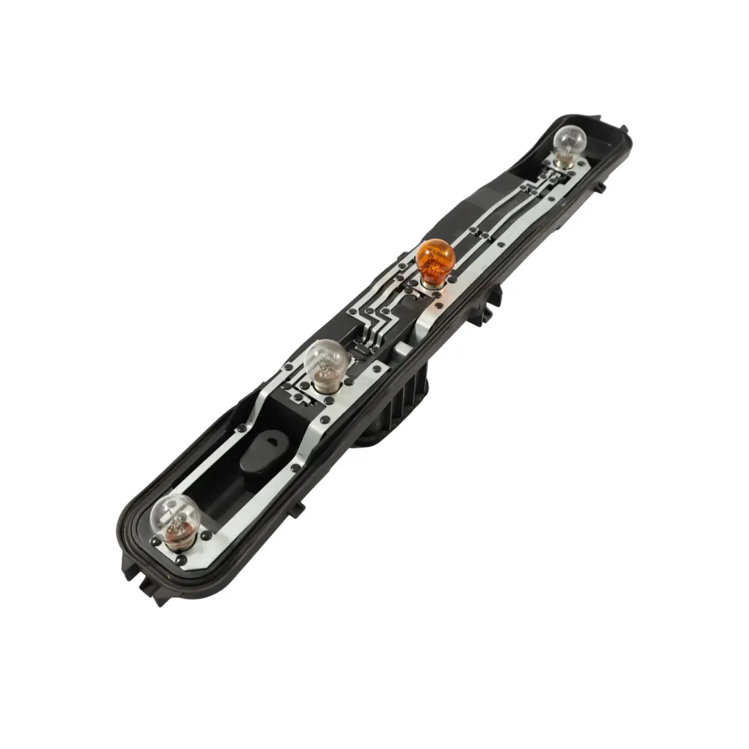 Ford Transit MK8 Oprawka Żarówki Lampy Tylnej Tylna Prawa BK31-13N004-AB - SKU BK31-13404-AG-1 - Numer Części BK31-13404-AG