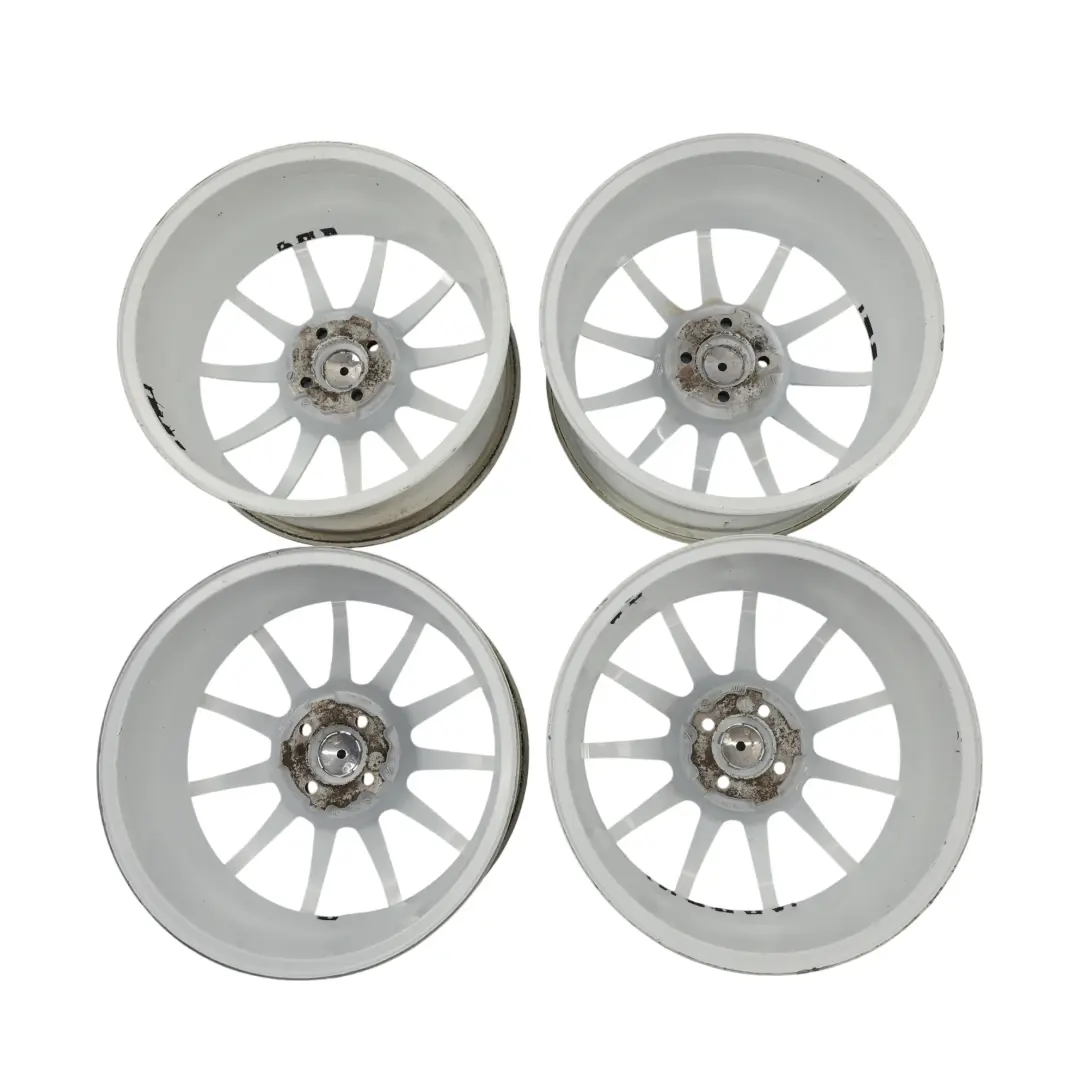 Bola Cerchi Lega Bianco 17" 7,5J ET:40 11 Razze SET x4 per con numero di parte BOLA-17-SET Bola Cerchi Lega Bianco 17" 7,5J ET:40 11 Razze SET x4 - SKU BOLA-17-SET - Numero di parte BOLA-17-SET