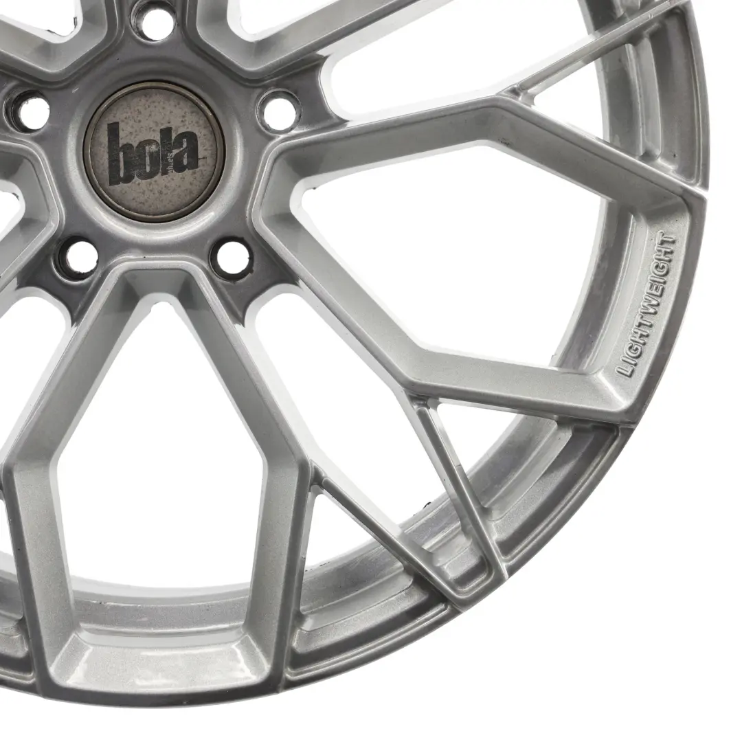 Bola FLF Felge Alu Silber 18" ET:40 VIA für mit Teilenummer BOLA-VIA-18 Bola FLF Felge Alu Silber 18" ET:40 VIA - SKU BOLA-VIA-18-1 - Teilenummer BOLA-VIA-18