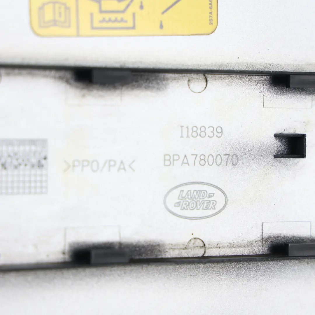 Land Rover Discovery 3 L319 Sportello Carburante Argento Zermatt - SKU BPA780070-ZSI - Numero di parte BPA780070