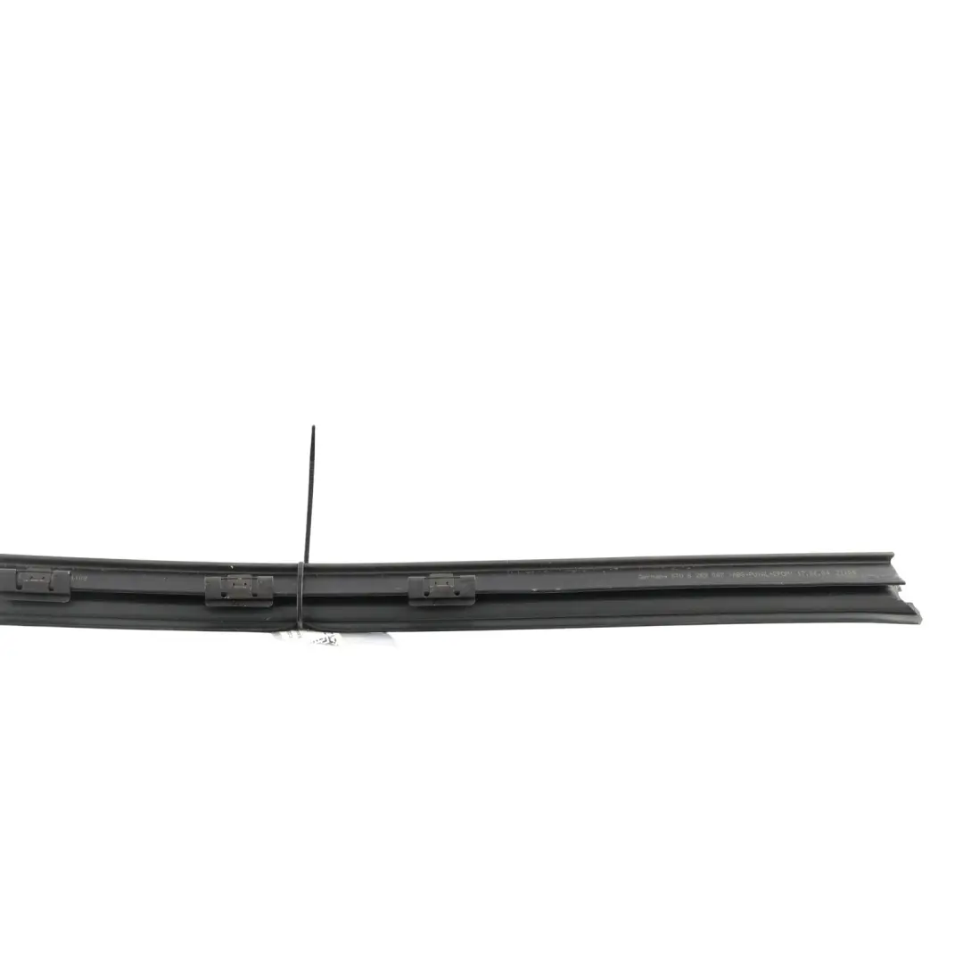 Range Rover L322 Joint Bande Vitre Porte Avant Gauche Intérieur - SKU CGE000250 - Numéro de pièce CGE000250