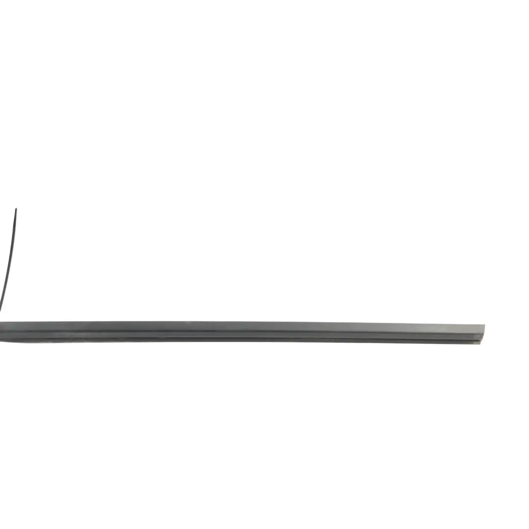 Range Rover L322 Front Door Window Seal Strip Moulding Outer Left N/S - SKU CGE000632 - Part number CGE000632