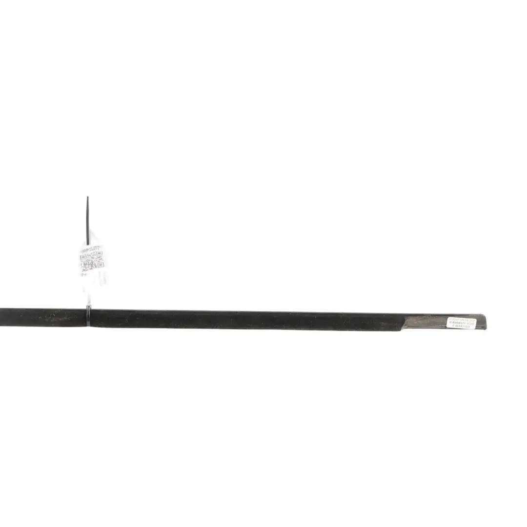 Front Door Window Seal Strip Moulding Outer Left N/S to Range Rover L322 with Part number CGE000632 Range Rover L322 Front Door Window Seal Strip Moulding Outer Left N/S - SKU CGE000632 - Part number CGE000632