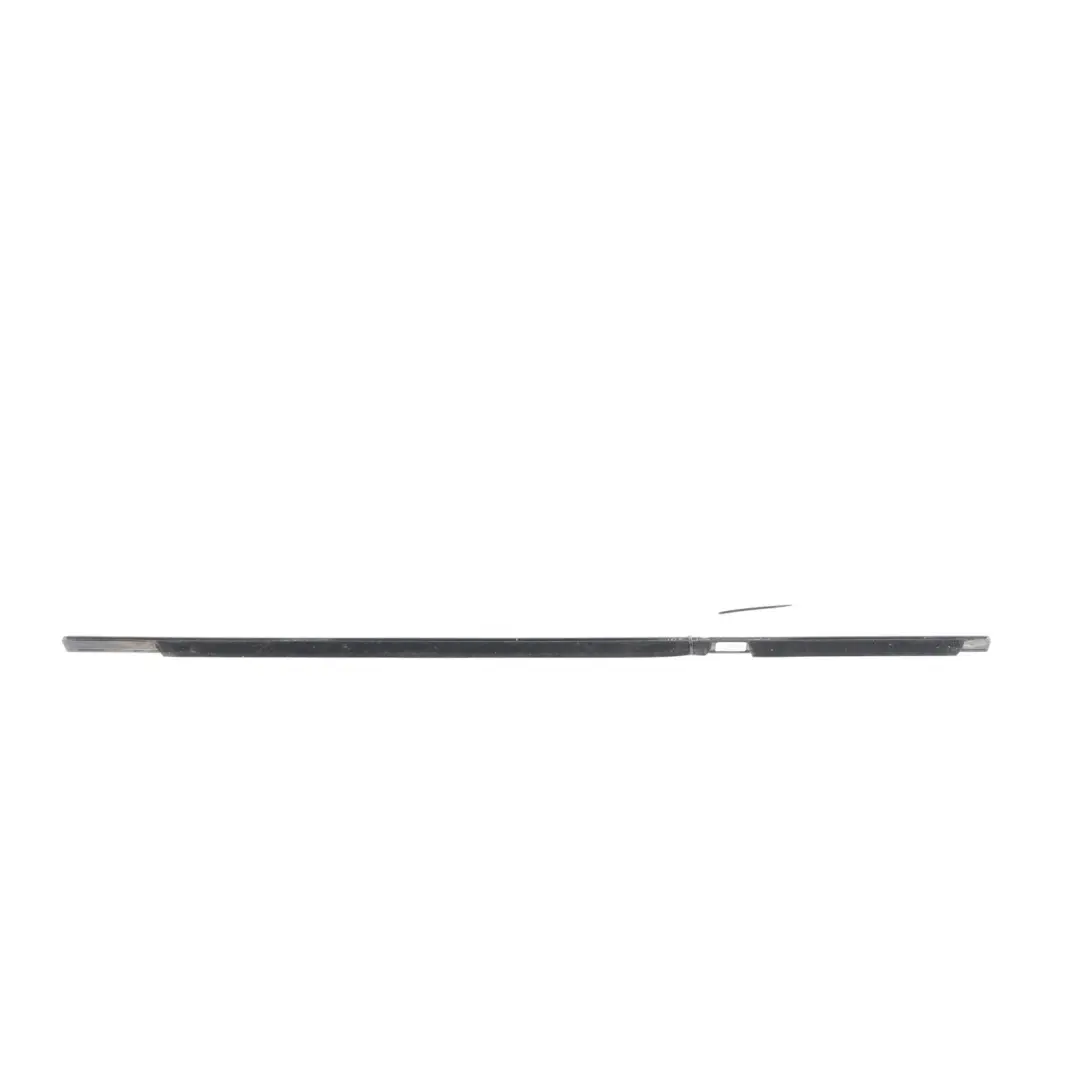 Range Rover L322 Rear Door Window Seal Strip Moulding Outer Left N/S - SKU CGE000652 - Part number CGE000652