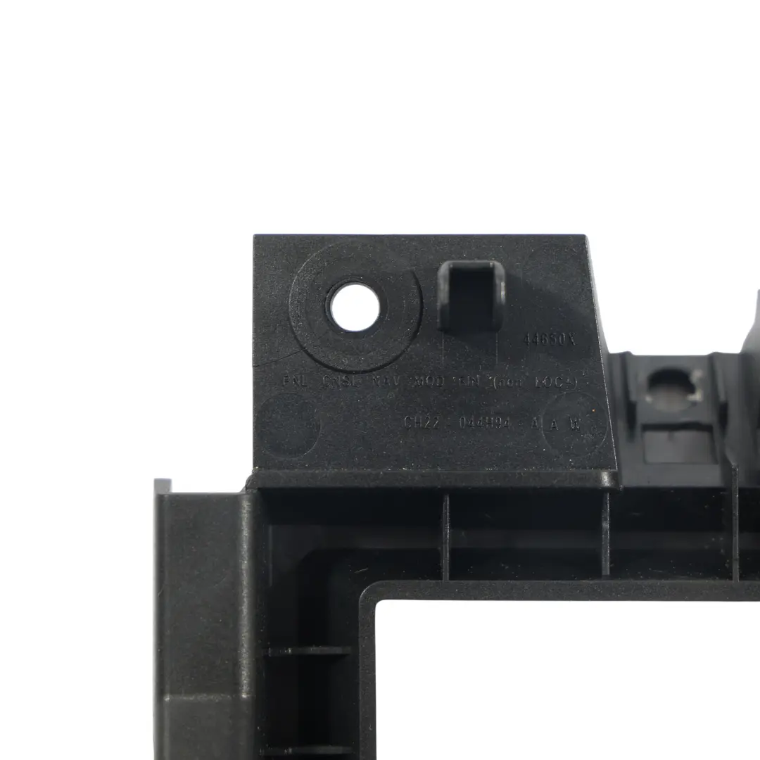 Land Rover Discovery 4 L319 Garniture Panneau Écran Navigation - SKU CH22-044H94-AAW - Numéro de pièce CH22-044H94-AAW