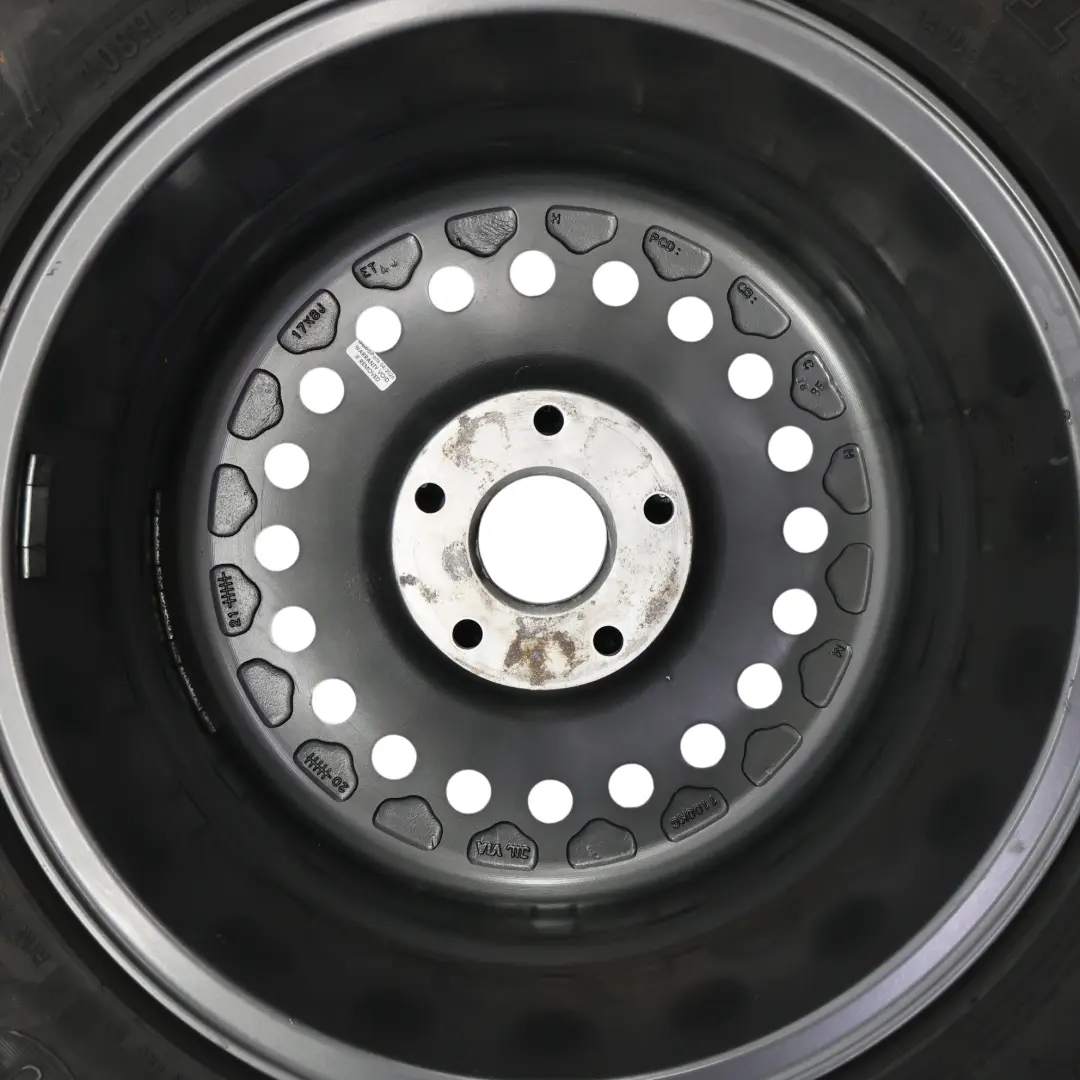 Llanta Aleación Gris 17" 8J ET:40 Neumático 65R17 SET X4 para VW Transporter T5 con número de pieza COMFORSER-VIA-17-SET VW Transporter T5 Llanta Aleación Gris 17" 8J ET:40 Neumático 65R17 SET X4 - SKU COMFORSER-VIA-17-SET - Número de pieza COMFORSER-VIA-17-SET