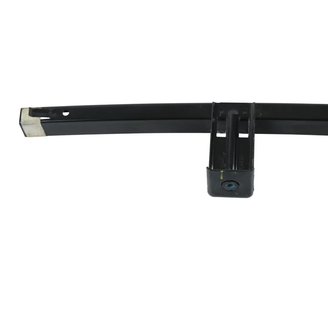 Prowadnica Szyby Drzwi Przednia Lewa do Range Rover Sport L320 o numerze CUE500070 Range Rover Sport L320 Prowadnica Szyby Drzwi Przednia Lewa - SKU CUE500070 - Numer Części CUE500070