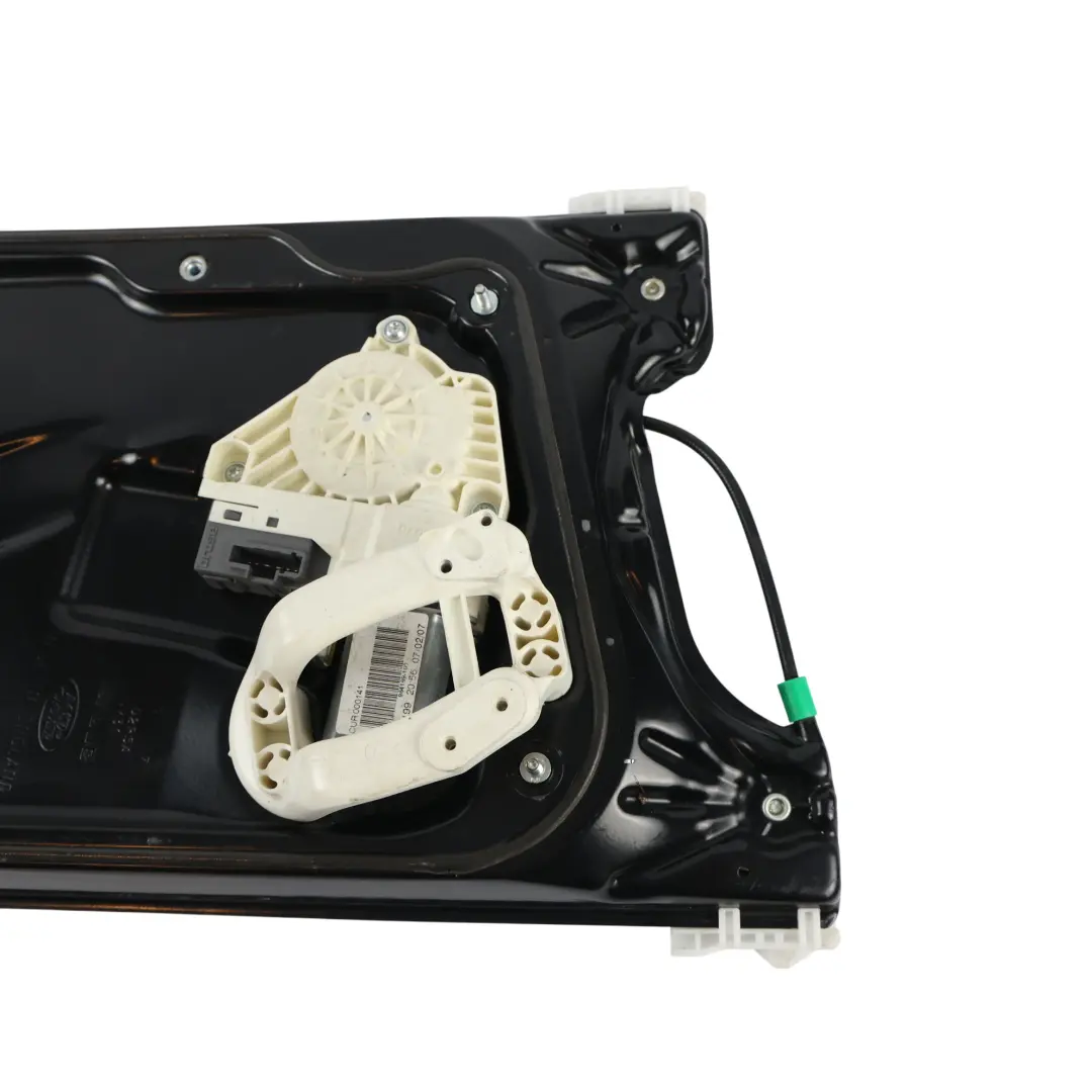 Window Regulator Motor Front Right O/S to Land Rover Discovery 3 L319 with Part number CUH500160 Land Rover Discovery 3 L319 Window Regulator Motor Front Right O/S - SKU CUH500160 - Part number CUH500160