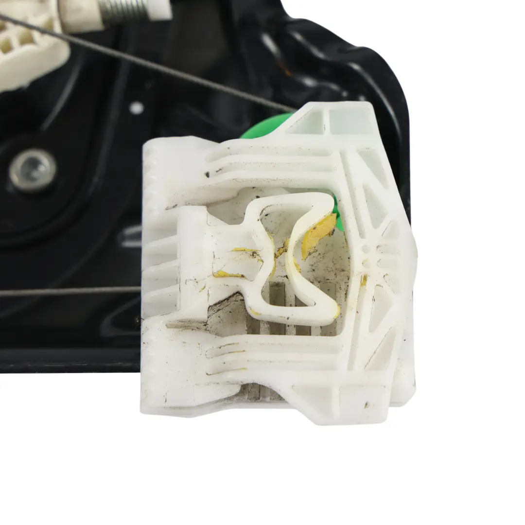 Motore Alzacristallo Anteriore Destro per Land Rover Discovery 3 L319 con numero di parte CUH500160 Land Rover Discovery 3 L319 Motore Alzacristallo Anteriore Destro - SKU CUH500160 - Numero di parte CUH500160