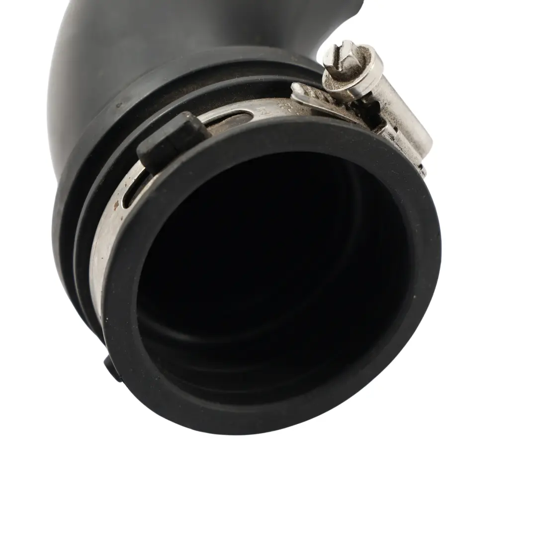 Rura Dolotu Powietrza do Ford Fiesta Mk7 1.0 Benzyna o numerze CV61-6C784-AG Ford Fiesta Mk7 1.0 Benzyna Rura Dolotu Powietrza - SKU CV61-6C784-AG-1 - Numer Części CV61-6C784-AG