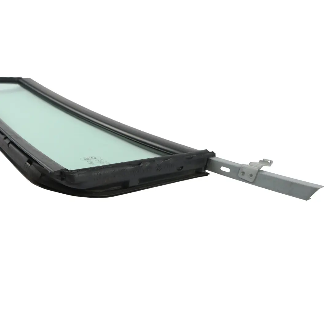 Cristal Ventana Trasero Izquierdo Verde para Land Rover Discovery 3 L319 con número de pieza CVB000855 Land Rover Discovery 3 L319 Cristal Ventana Trasero Izquierdo Verde - SKU CVB000855 - Número de pieza CVB000855