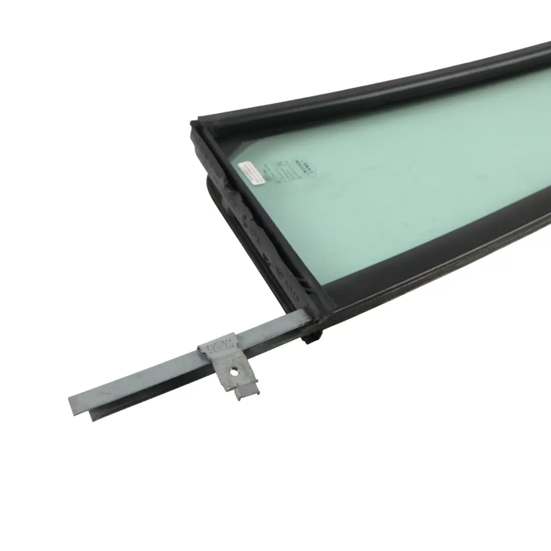 Land Rover Discovery 3 L319 Vitre Quart Arrière Gauche Vert - SKU CVB000855 - Numéro de pièce CVB000855