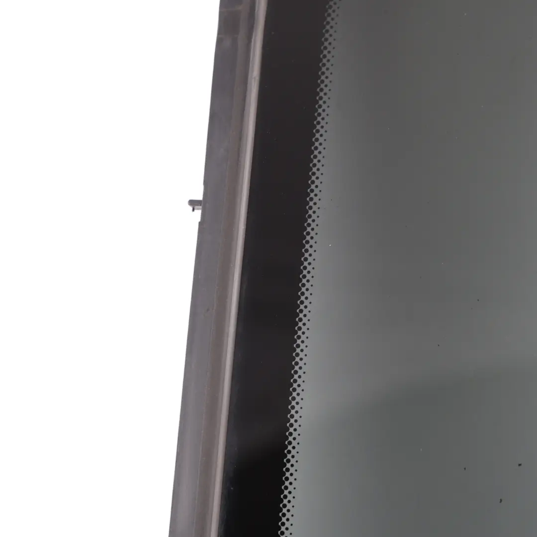 Door Glass Laminated Quarter Window Rear Right O/S to Range Rover L322 with Part number CVB500140 Range Rover L322 Door Glass Laminated Quarter Window Rear Right O/S - SKU CVB500140 - Part number CVB500140