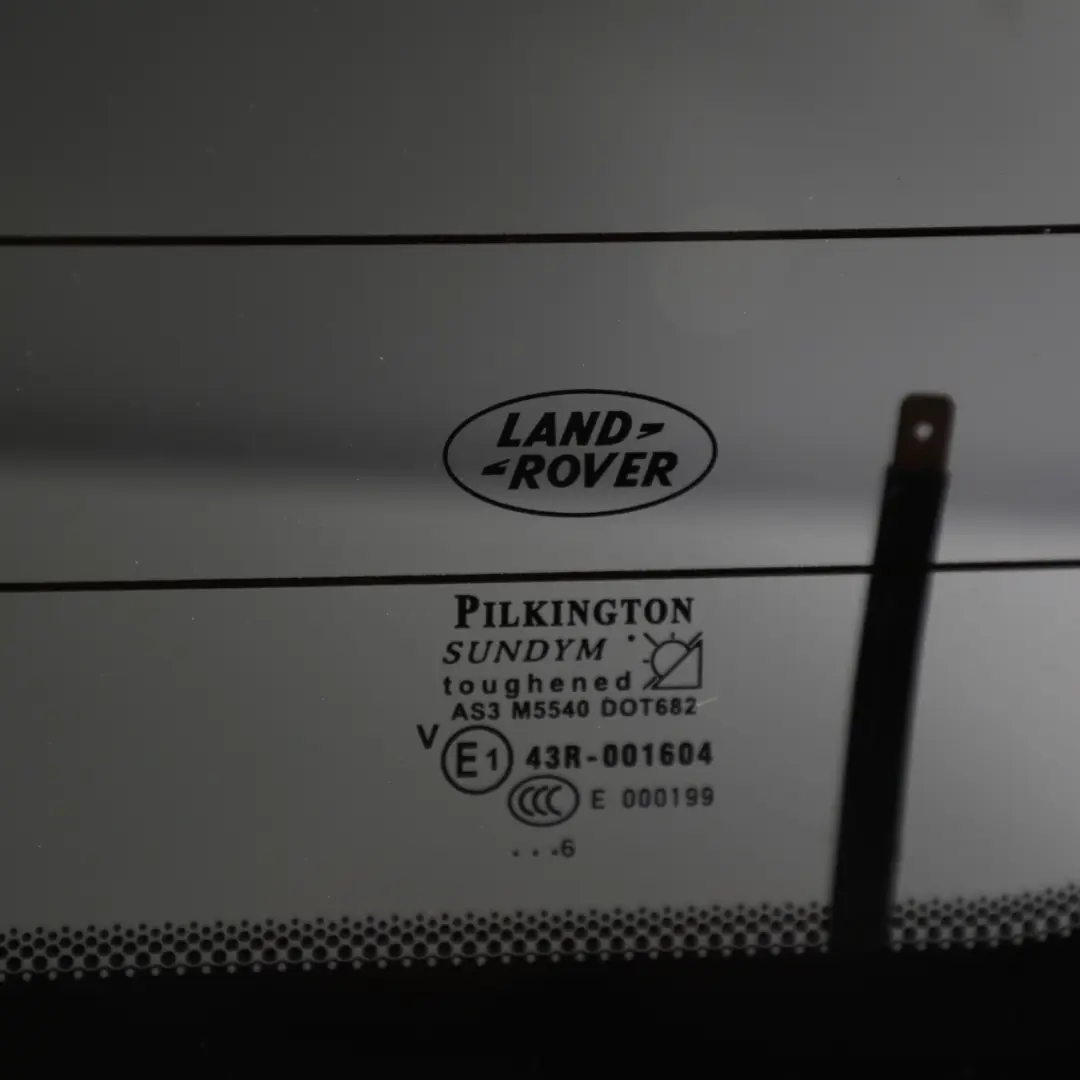 Land Rover Discovery 4 L319 Rear Window Glass AS3 Tinted Heated 5H22-257A22-DA - SKU CVB500690 - Part number CVB500690