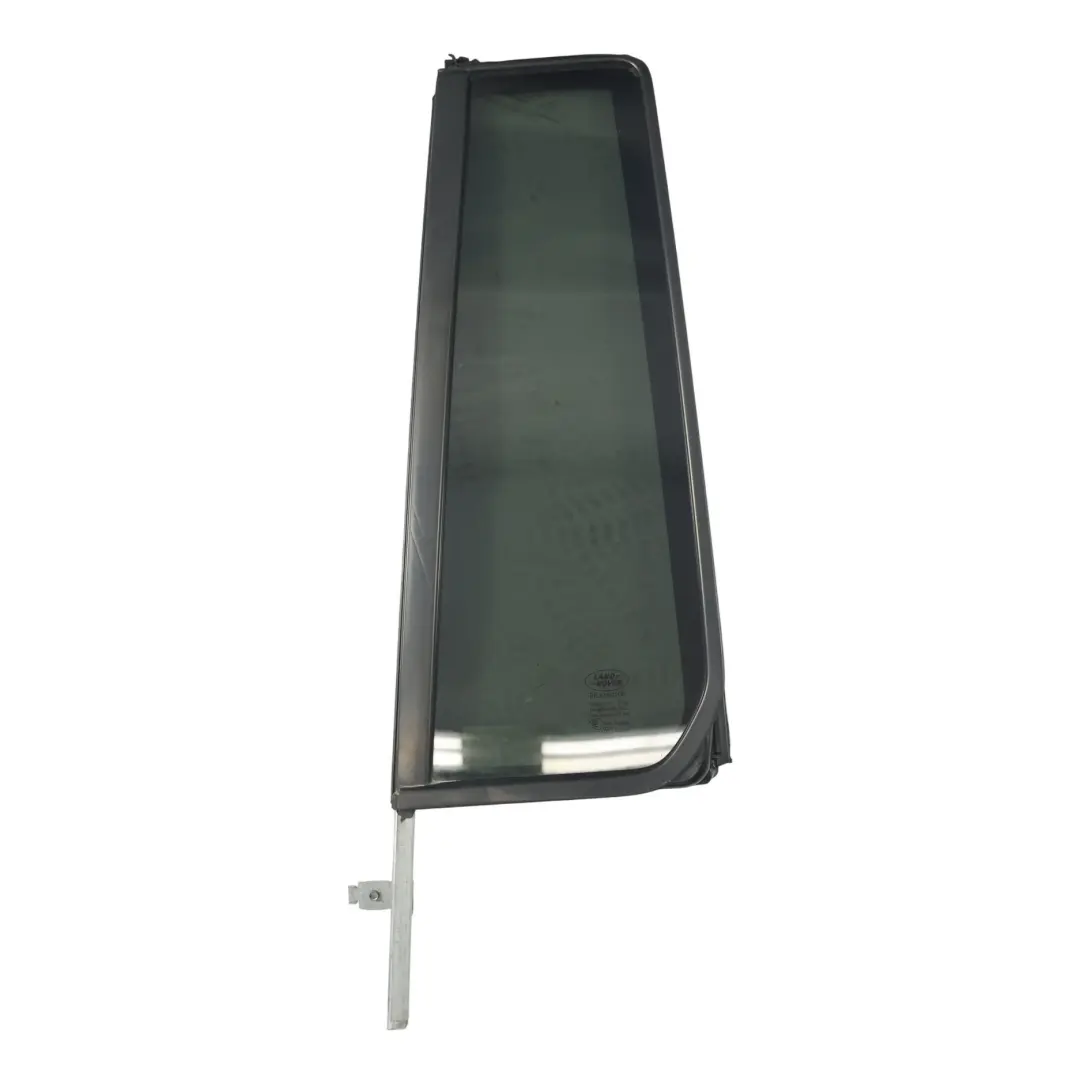Vitre Quart Arrière Gauche AS3 5H22-29751-BA pour Land Rover Discovery 4 L319 à propos du numéro de pièce CVB500890 Land Rover Discovery 4 L319 Vitre Quart Arrière Gauche AS3 5H22-29751-BA - SKU CVB500890 - Numéro de pièce CVB500890