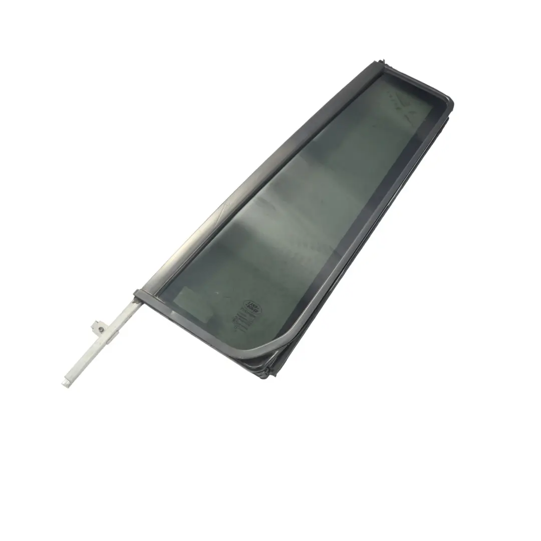 Vitre Quart Arrière Gauche AS3 5H22-29751-BA pour Land Rover Discovery 4 L319 à propos du numéro de pièce CVB500890 Land Rover Discovery 4 L319 Vitre Quart Arrière Gauche AS3 5H22-29751-BA - SKU CVB500890 - Numéro de pièce CVB500890