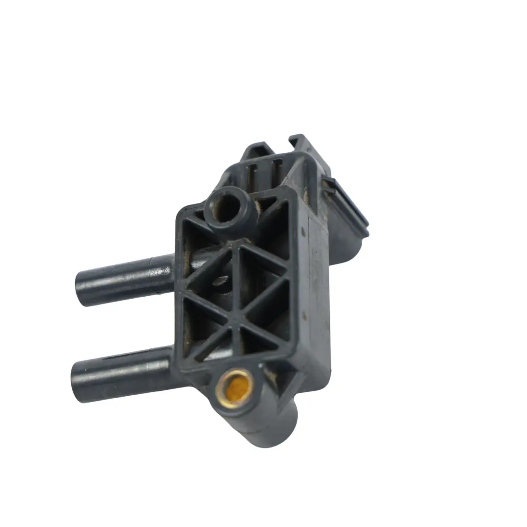 Czujnik Spalin DPF 3.0 V6 Diesel do Land Rover Discovery 4 L319 o numerze CX23-5L200-AB Land Rover Discovery 4 L319 Czujnik Spalin DPF 3.0 V6 Diesel - SKU CX23-5L200-AB - Numer Części CX23-5L200-AB