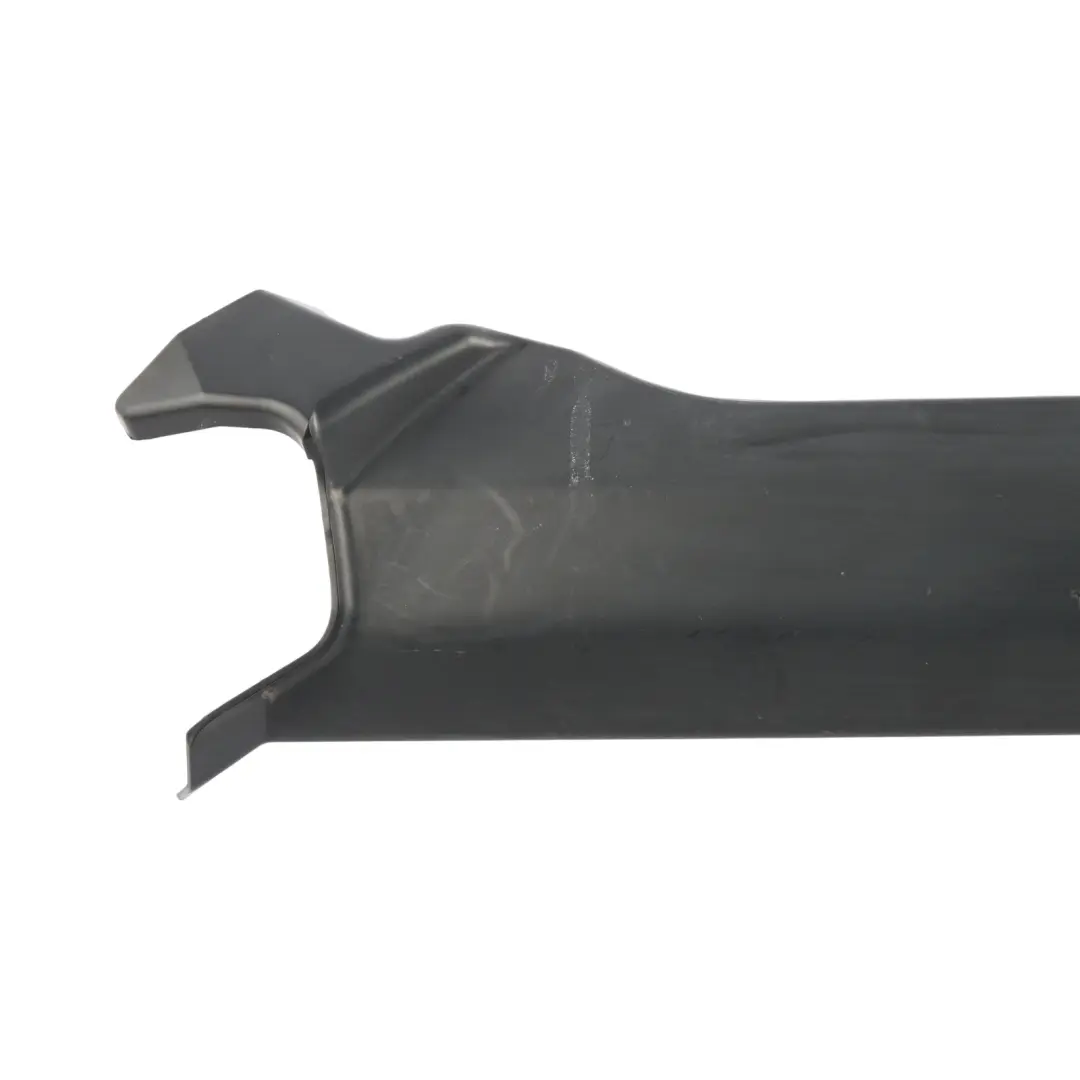 A-Pillar Strip Moulding Front Right O/S to Land Rover Discovery 3 L319 with Part number DCB000146 Land Rover Discovery 3 L319 A-Pillar Strip Moulding Front Right O/S - SKU DCB000146 - Part number DCB000146