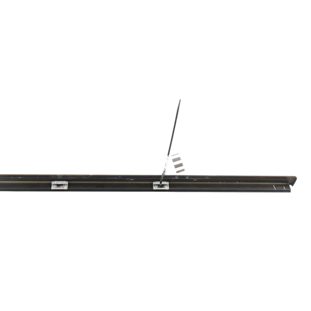 Listwa Drzwi Tylnych Górna Prawa do Range Rover L322 o numerze DDE500020PMD Range Rover L322 Listwa Drzwi Tylnych Górna Prawa - SKU DDE500020PMD - Numer Części DDE500020PMD