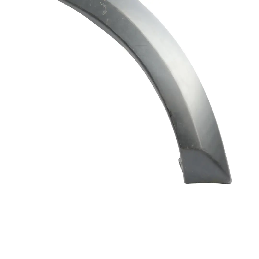 Arch Trim Moulding Front Right O/S to Land Rover Discovery 3 L319 Wheel with Part number DFJ000022 Land Rover Discovery 3 L319 Wheel Arch Trim Moulding Front Right O/S - SKU DFJ000022 - Part number DFJ000022