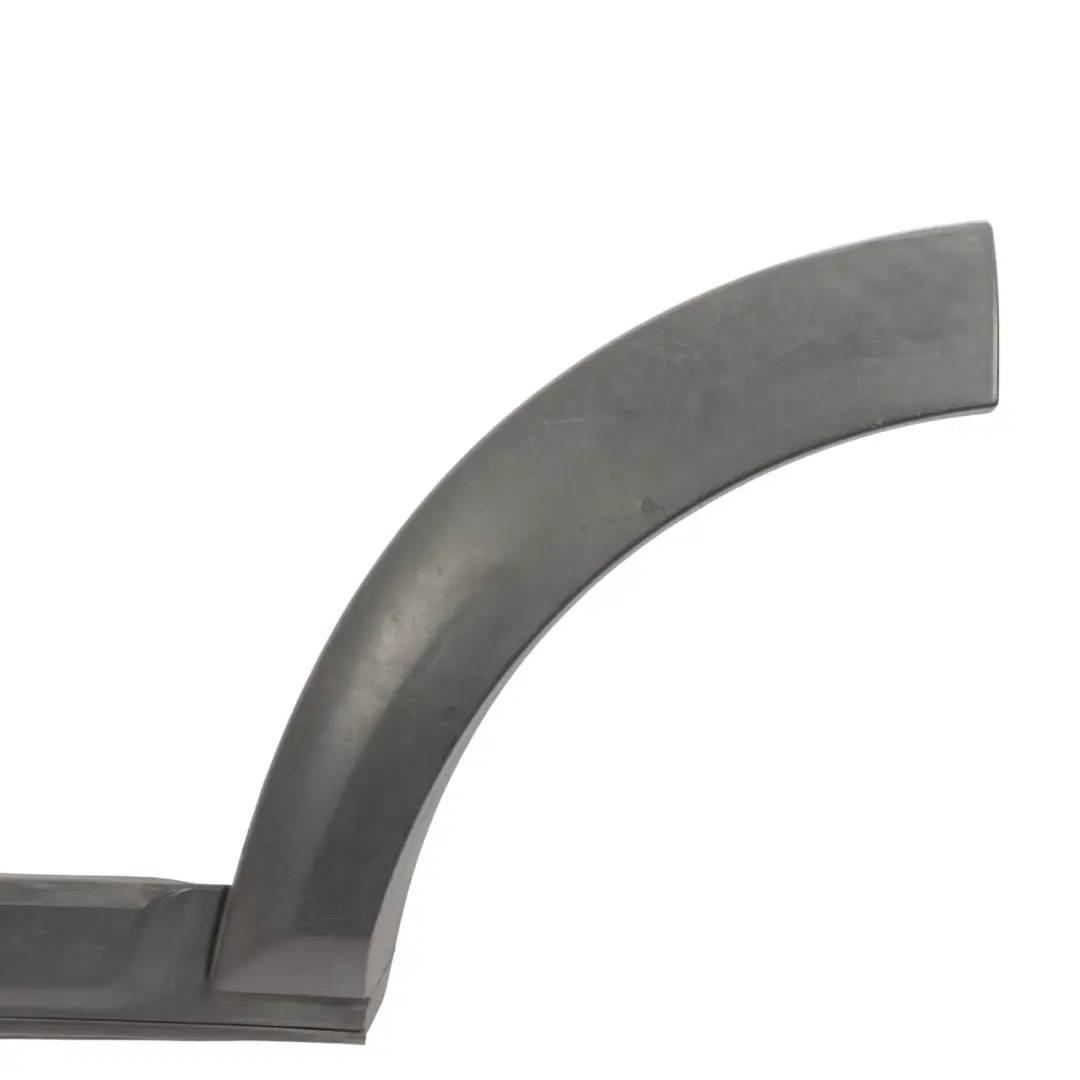 Arch Trim Moulding Rear Left N/S to Land Rover Discovery 3 L319 Wheel with Part number DGP000154 Land Rover Discovery 3 L319 Wheel Arch Trim Moulding Rear Left N/S - SKU DGP000154 - Part number DGP000154
