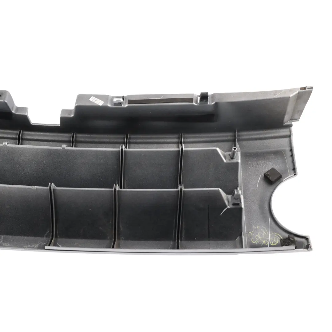 Front Radiator Grille Zermatt Silver 798 to Land Rover Discovery 3 L319 with Part number DHB000274 Land Rover Discovery 3 L319 Front Radiator Grille Zermatt Silver 798 - SKU DHB000274-ZSI - Part number DHB000274