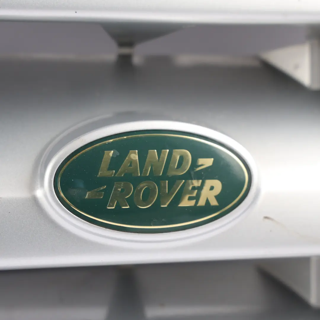 Land Rover Discovery 3 L319 Front Radiator Grille Zermatt Silver 798 - SKU DHB000274-ZSI - Part number DHB000274