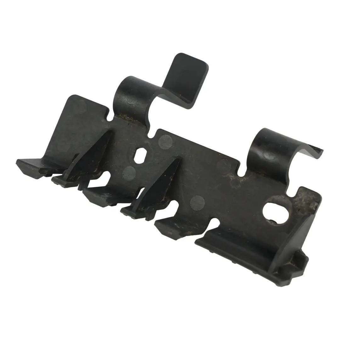 Staffa Paraurti Posteriore Destro 5H22-17A750-CA per Land Rover Discovery 4 L319 con numero di parte DQL000061 Land Rover Discovery 4 L319 Staffa Paraurti Posteriore Destro 5H22-17A750-CA - SKU DQL000061 - Numero di parte DQL000061