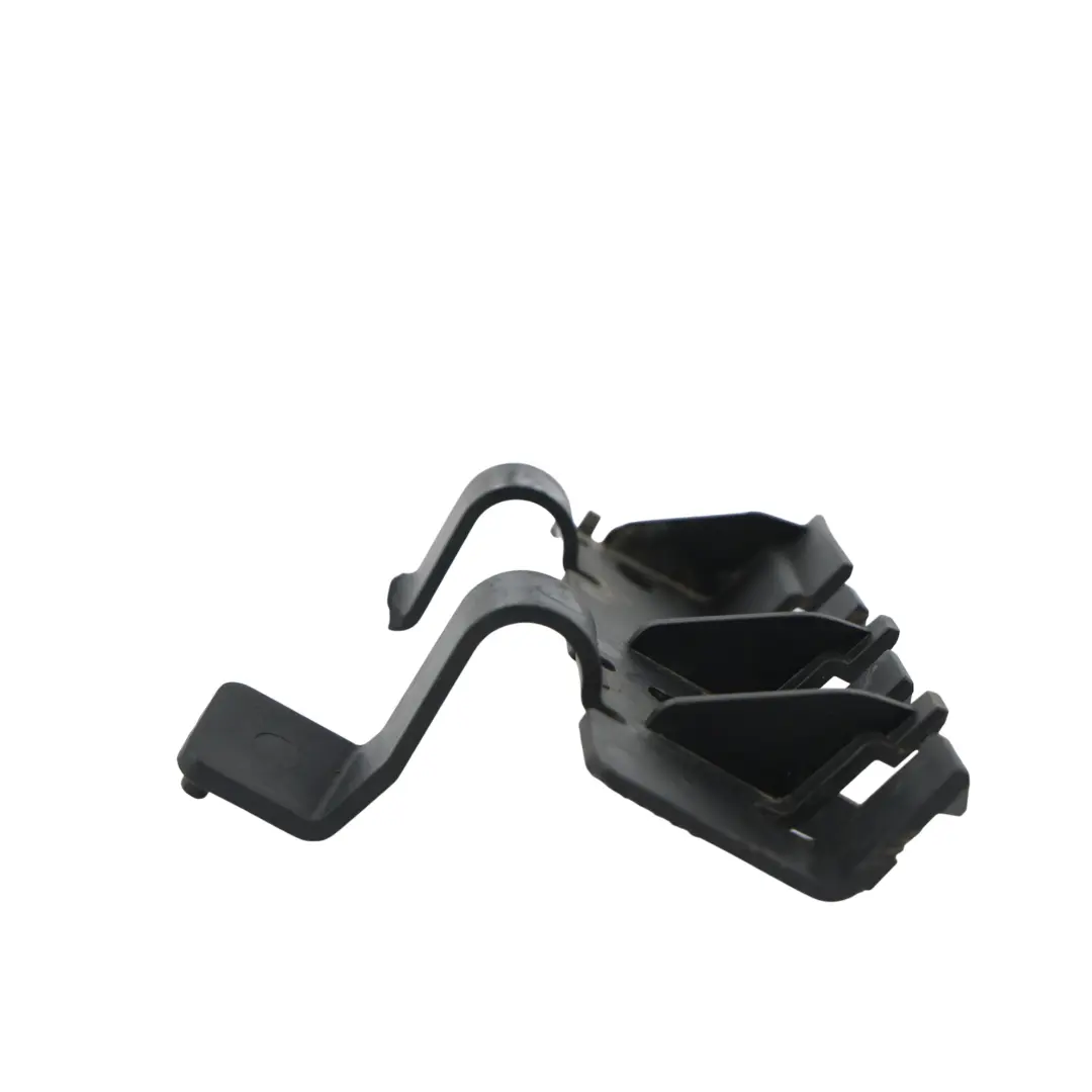 Land Rover Discovery 4 L319 Rear Bumper Bracket Right O/S 5H22-17A750-CA - SKU DQL000061 - Part number DQL000061