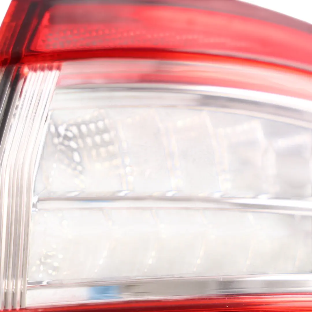 Mk5 Taillight Lamp Rear Right O/S to Ford Mondeo with Part number DS73-13404-FG Ford Mondeo Mk5 Taillight Lamp Rear Right O/S - SKU DS73-13404-FG - Part number DS73-13404-FG