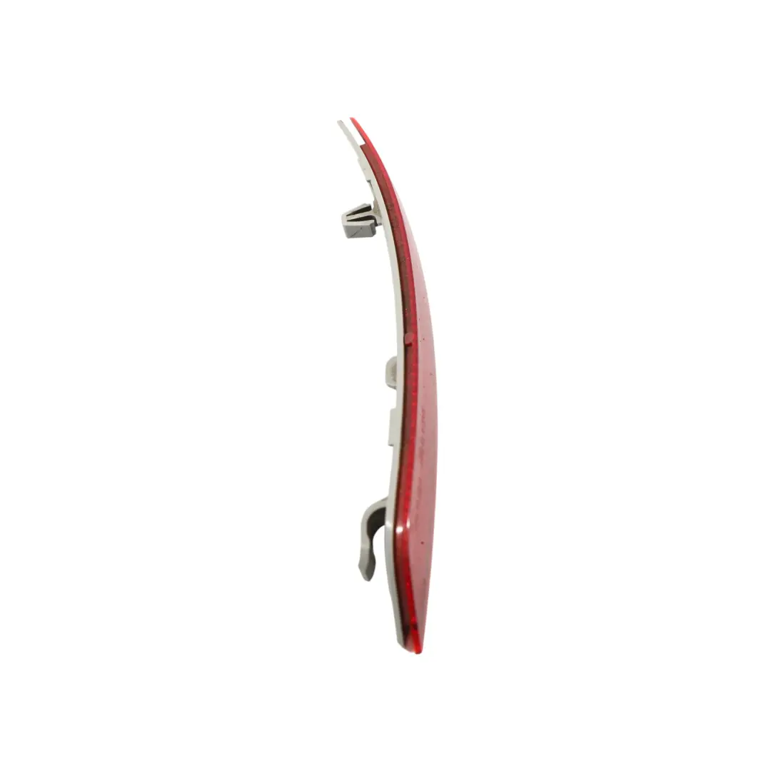 Ford Mondeo MK5 Reflector Parachoques Trasero Izquierdo - SKU DS73-515C0-B - Número de pieza DS73-515C0-B