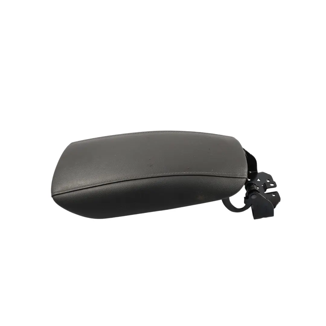 MK5 Consola Central Reposabrazos Negro Cuero para Ford Mondeo con número de pieza DS73-F045C74-CB1F1E Ford Mondeo MK5 Consola Central Reposabrazos Negro Cuero - SKU DS73-F045C74-CB1F1E - Número de pieza DS73-F045C74-CB1F1E