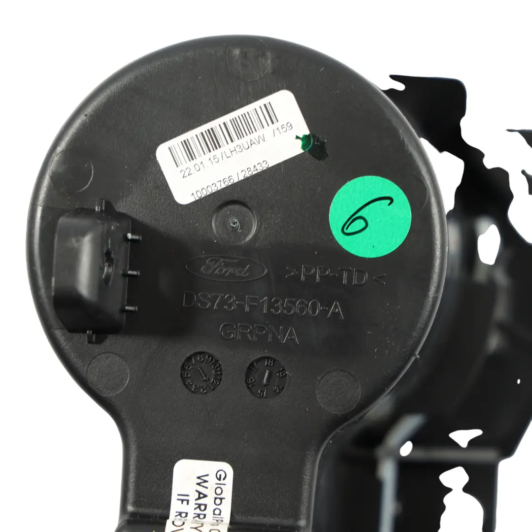 MK5 Mittelkonsole Getränkehalter Verkleidung für Ford Mondeo mit Teilenummer DS73-F13560-A Ford Mondeo MK5 Mittelkonsole Getränkehalter Verkleidung - SKU DS73-F13560-A - Teilenummer DS73-F13560-A