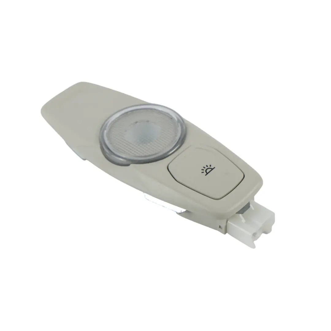 Ford Mondeo Mk5 Lampka Lampa Podsufitki Oświetlenie Kabiny DS7A-13776-BE - SKU DS7A-13776-BE3AM1 - Numer Części DS7A-13776-BE3AM1