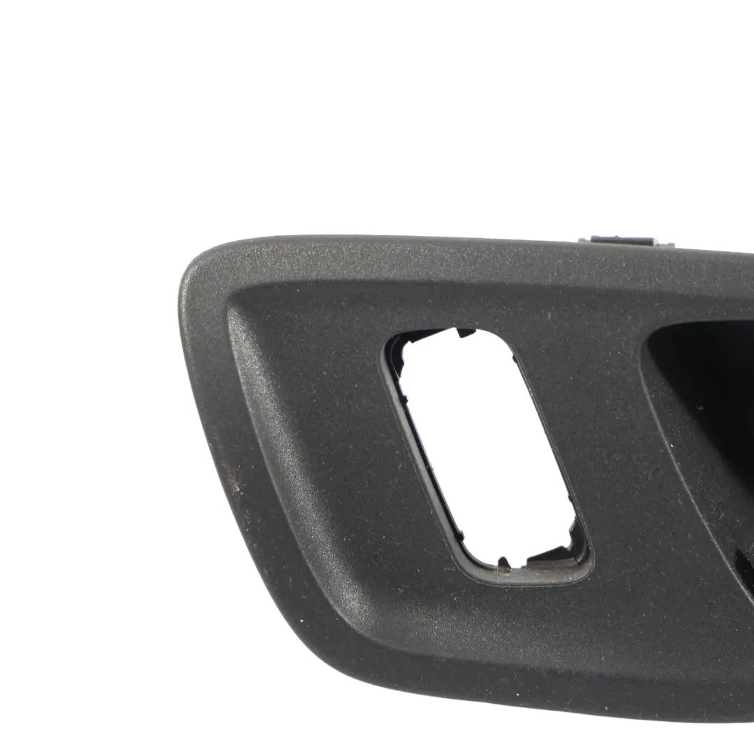 Ford Transit Connect Mk2 Poignée Intérieure Porte Avant Droite - SKU DT11-V22600-AD - Numéro de pièce DT11-V22600-AD