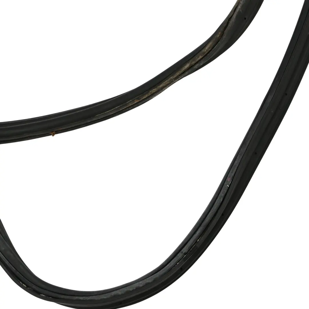 MK2 Guarnizione Porta Posteriore Gomma DT11V437N00AN per Ford Transit Connect con numero di parte DT11-V437N00-AN Ford Transit Connect MK2 Guarnizione Porta Posteriore Gomma DT11V437N00AN - SKU DT11-V437N00-AN - Numero di parte DT11-V437N00-AN