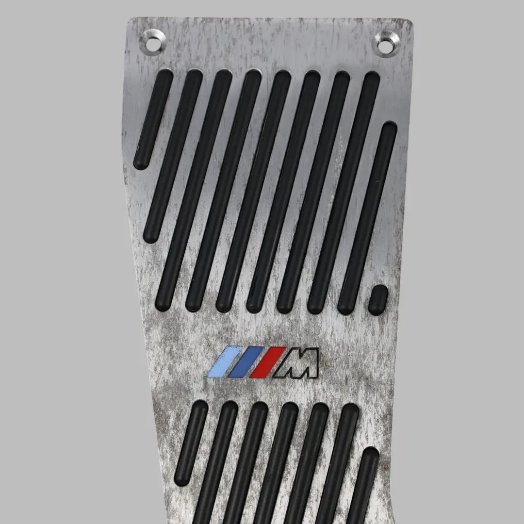 Copertura Pedale Alluminio Automatico per BMW E60 E87 E90 M Performance con numero di parte E60 Pedal Cover Set BMW E60 E87 E90 M Performance Copertura Pedale Alluminio Automatico - SKU E60-PEDAL-COVER-SET - Numero di parte E60 Pedal Cover Set