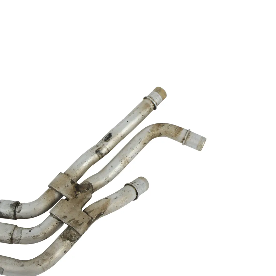 Land Rover Discovery 3 L319 Tuyau Liquide Refroidissement - SKU EH22-18B402-AA-1 - Numéro de pièce EH22-18B402-AA