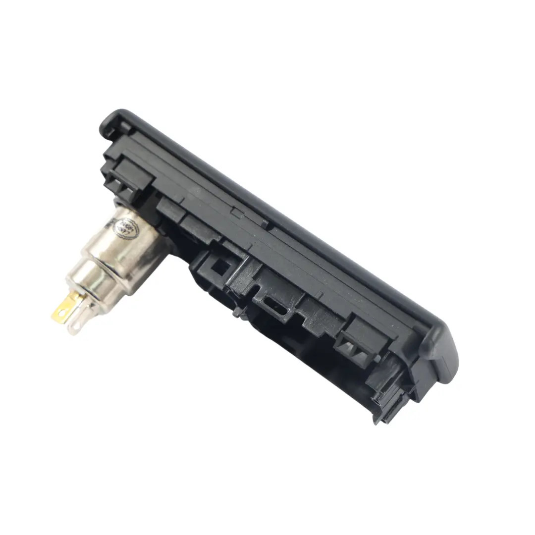 Trasero Enchufe 12V Puerto para Land Rover Discovery 4 L319 con número de pieza EH22-19C166-EA Land Rover Discovery 4 L319 Trasero Enchufe 12V Puerto - SKU EH22-19C166-EA - Número de pieza EH22-19C166-EA