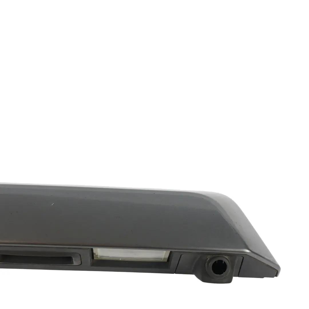 Maniglia Posteriore Grigio Corris per Land Rover Discovery 4 L319 con numero di parte EH22-431E76-A Land Rover Discovery 4 L319 Maniglia Posteriore Grigio Corris - SKU EH22-431E76-A-COG - Numero di parte EH22-431E76-A