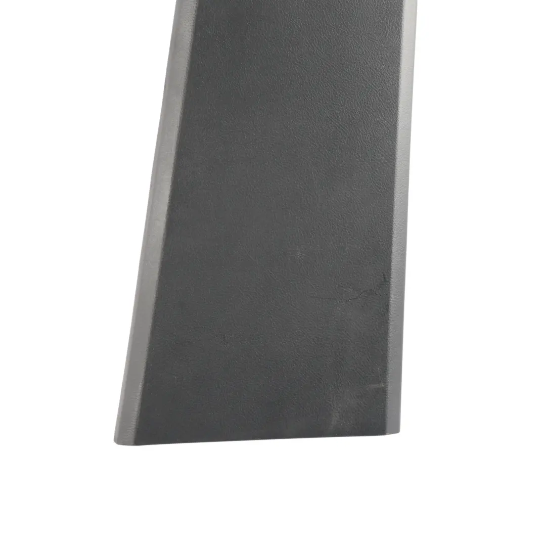 B-Pillar Lower Trim Panel Strip Right O/S to Land Rover Discovery L319 with Part number EMG500280PVJ Land Rover Discovery L319 B-Pillar Lower Trim Panel Strip Right O/S - SKU EMG500280PVJ - Part number EMG500280PVJ