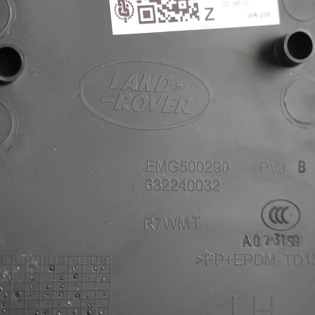 Rivestimento Montante B Sinistro per Land Rover Discovery L319 con numero di parte EMG500290PVJ Land Rover Discovery L319 Rivestimento Montante B Sinistro - SKU EMG500290PVJ - Numero di parte EMG500290PVJ