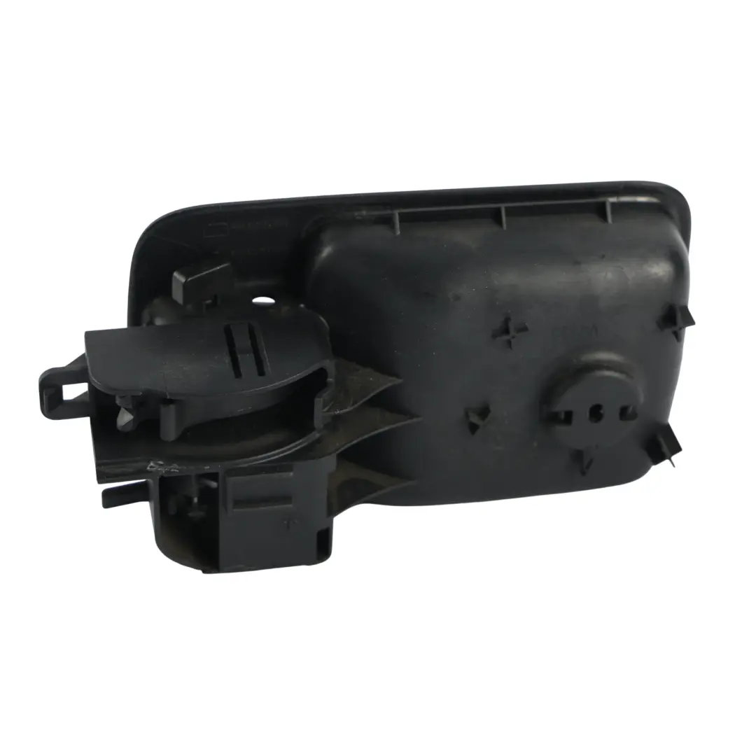 Manija Puerta Delantera Derecha para Land Rover Discovery 3 L319 con número de pieza FVC500380WWE Land Rover Discovery 3 L319 Manija Puerta Delantera Derecha - SKU FVC500380WWE - Número de pieza FVC500380WWE