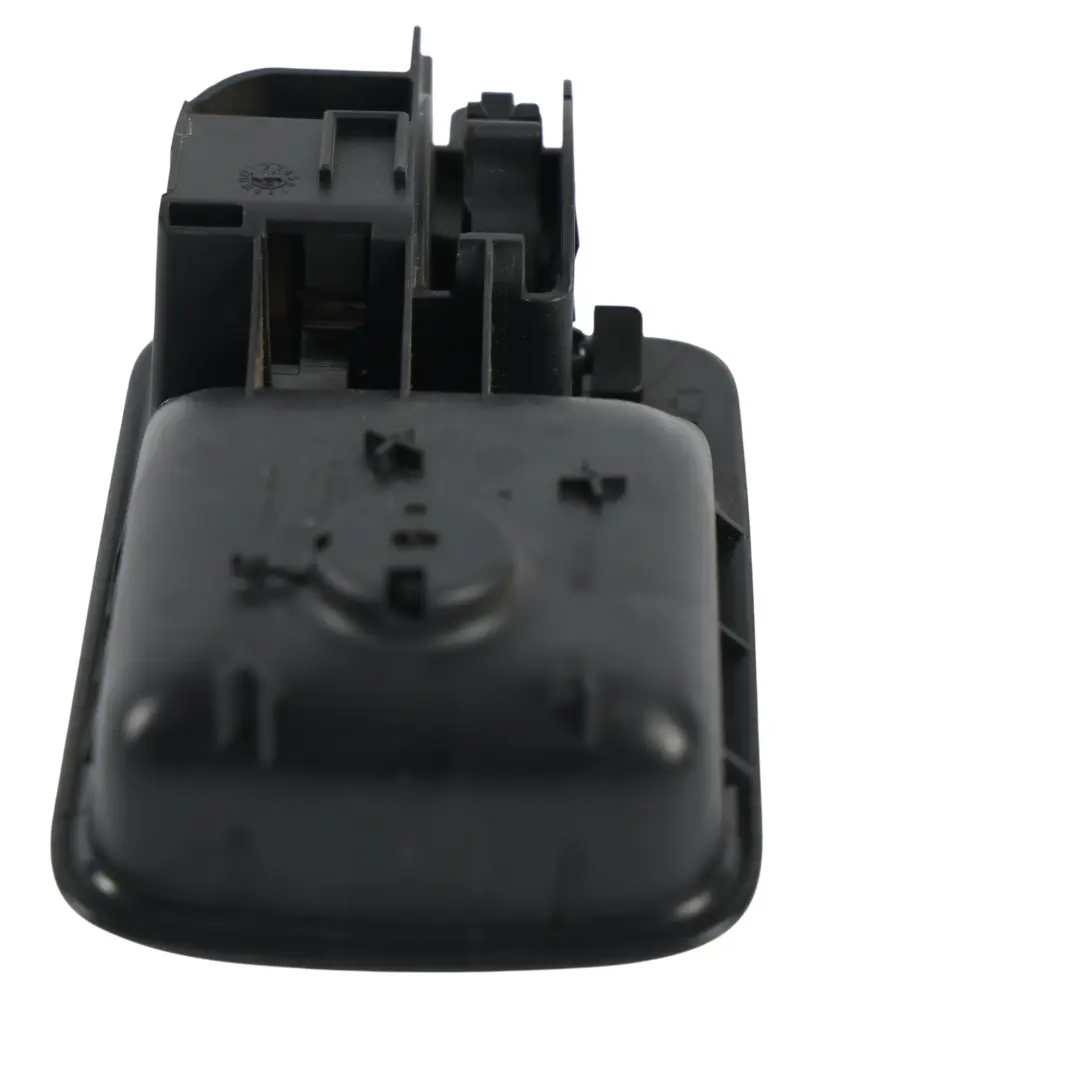 Manija Puerta Delantera Derecha para Land Rover Discovery 3 L319 con número de pieza FVC500380WWE Land Rover Discovery 3 L319 Manija Puerta Delantera Derecha - SKU FVC500380WWE - Número de pieza FVC500380WWE